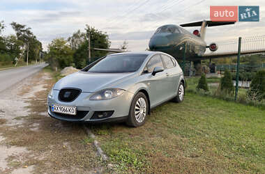 Хэтчбек SEAT Leon 2005 в Харькове
