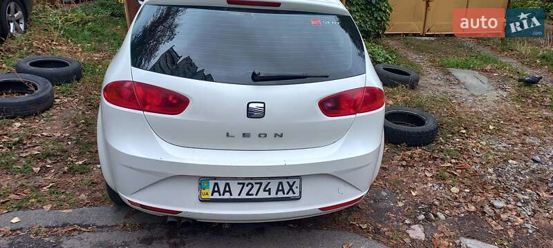 Хетчбек SEAT Leon 2010 в Києві
