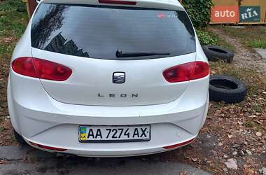 Хэтчбек SEAT Leon 2010 в 
