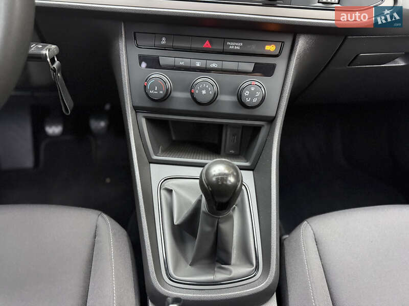 Хэтчбек SEAT Leon 2019 в Днепре