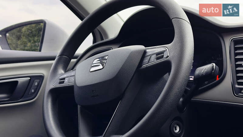 Хэтчбек SEAT Leon 2019 в Днепре