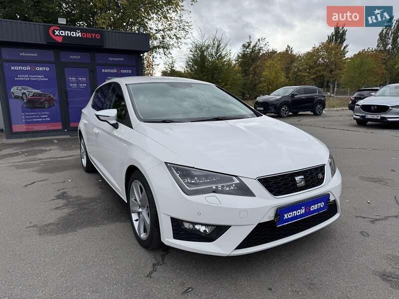Хэтчбек SEAT Leon 2016 в Днепре
