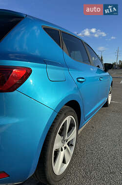 Хэтчбек SEAT Leon 2013 в 