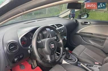 Хэтчбек SEAT Leon 2007 в 
