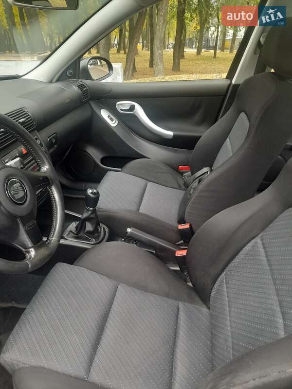 Хетчбек SEAT Leon 2004 в Дніпрі фото 17 Хетчбек SEAT Leon 2004 в Дніпрі