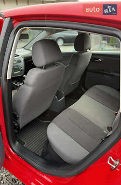 Хэтчбек SEAT Leon 2008 в 