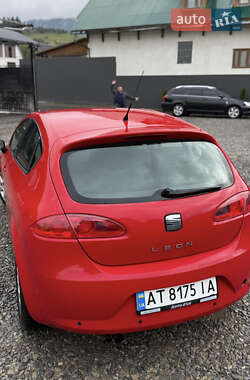 Хэтчбек SEAT Leon 2008 в 