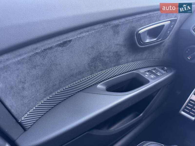 Універсал SEAT Leon 2018 в Львові фото 24 Універсал SEAT Leon 2018 в Львові