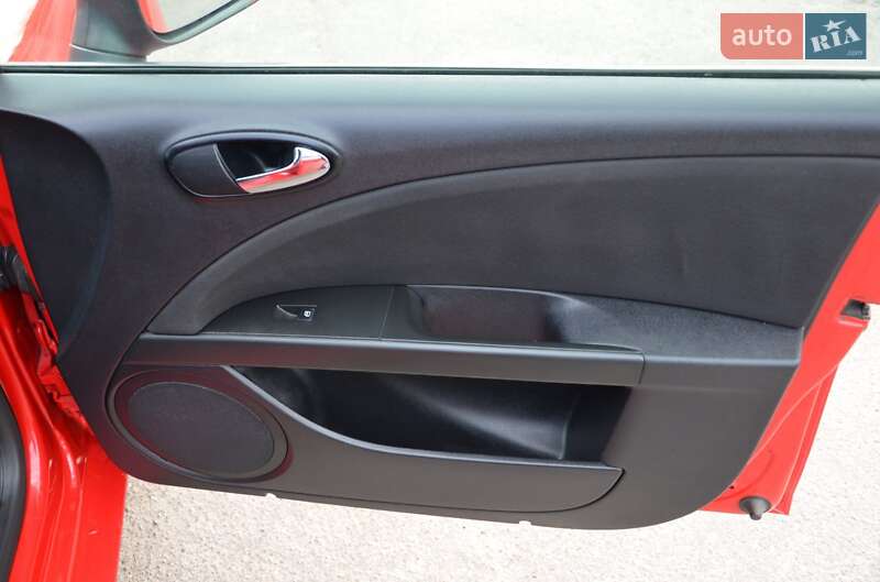 Хэтчбек SEAT Leon 2008 в Павлограде фото 43 Хэтчбек SEAT Leon 2008 в Павлограде