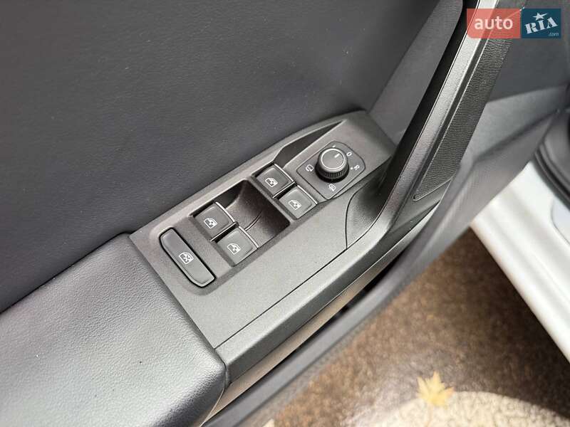 Универсал SEAT Leon 2021 в Киеве фото 12 Универсал SEAT Leon 2021 в Киеве