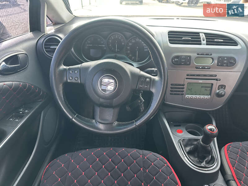 Хэтчбек SEAT Leon 2006 в Киеве фото 16 Хэтчбек SEAT Leon 2006 в Киеве