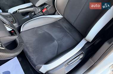 Хэтчбек SEAT Leon 2016 в Киеве