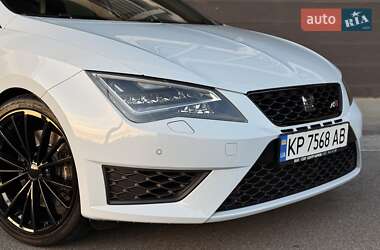 Хэтчбек SEAT Leon 2016 в Киеве