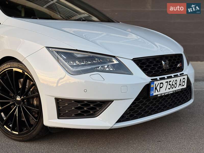 Хэтчбек SEAT Leon 2016 в Киеве фото 6 Хэтчбек SEAT Leon 2016 в Киеве