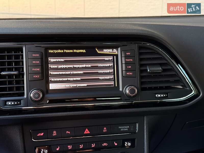 Хэтчбек SEAT Leon 2016 в Киеве фото 47 Хэтчбек SEAT Leon 2016 в Киеве