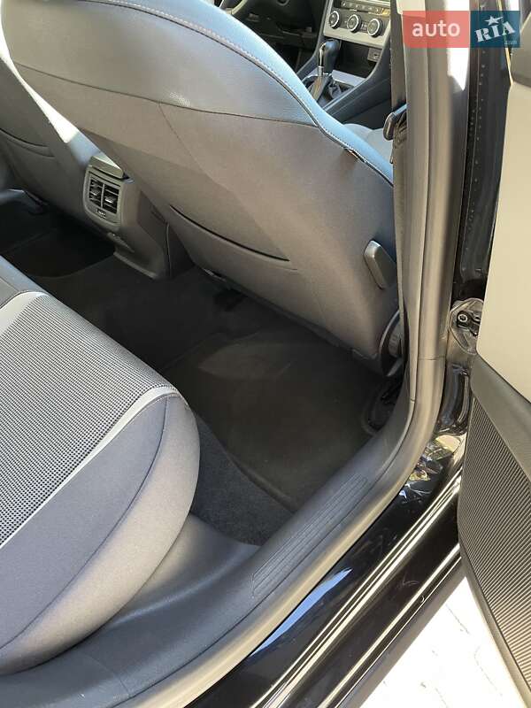 Універсал SEAT Leon 2019 в Львові фото 29 Універсал SEAT Leon 2019 в Львові