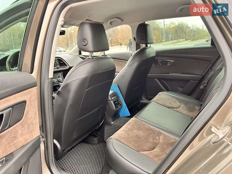 Універсал SEAT Leon 2016 в Запоріжжі