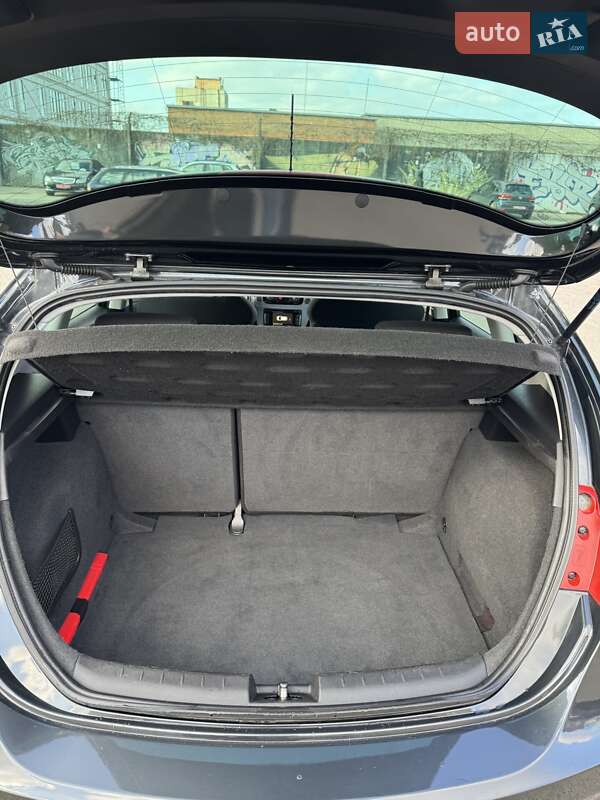 Хетчбек SEAT Leon 2010 в Луцьку