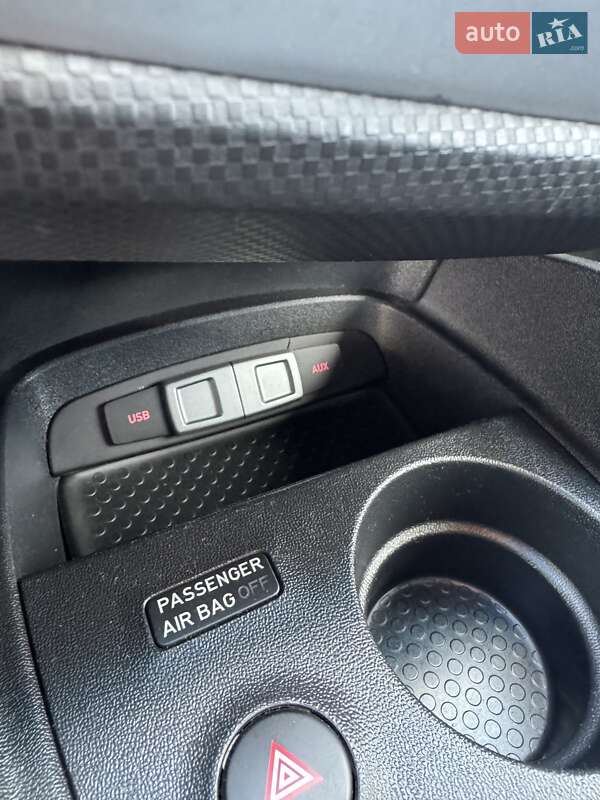 Хетчбек SEAT Leon 2010 в Луцьку