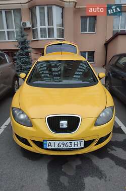 Хэтчбек SEAT Leon 2007 в Киеве