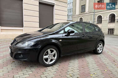 Хэтчбек SEAT Leon 2011 в Харькове
