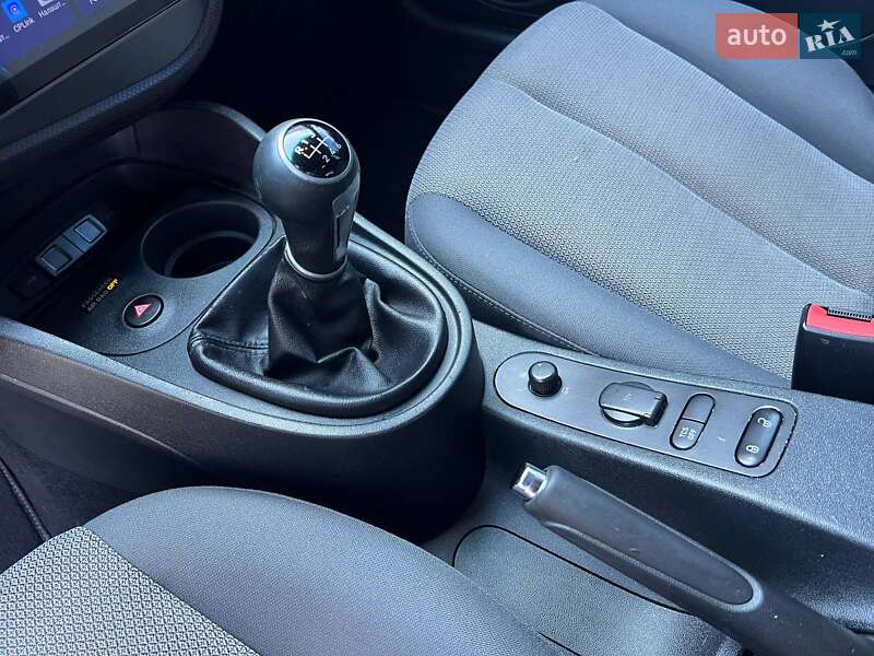 Хэтчбек SEAT Leon 2011 в Киеве фото 18 Хэтчбек SEAT Leon 2011 в Киеве