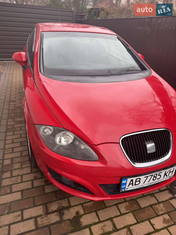 SEAT Leon 2011 SEAT Leon 2011