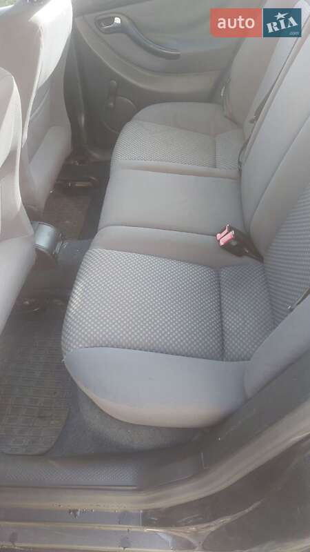 Хэтчбек SEAT Leon 2004 в Кагарлыке фото 2 Хэтчбек SEAT Leon 2004 в Кагарлыке