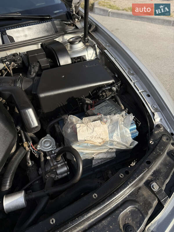 Хетчбек SEAT Leon 2003 в Чернігові фото 15 Хетчбек SEAT Leon 2003 в Чернігові