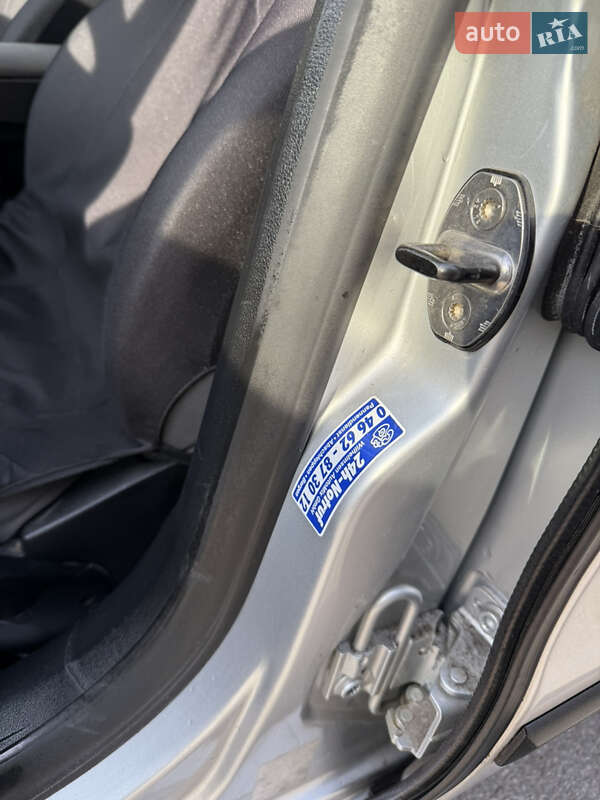 Хетчбек SEAT Leon 2003 в Чернігові фото 18 Хетчбек SEAT Leon 2003 в Чернігові