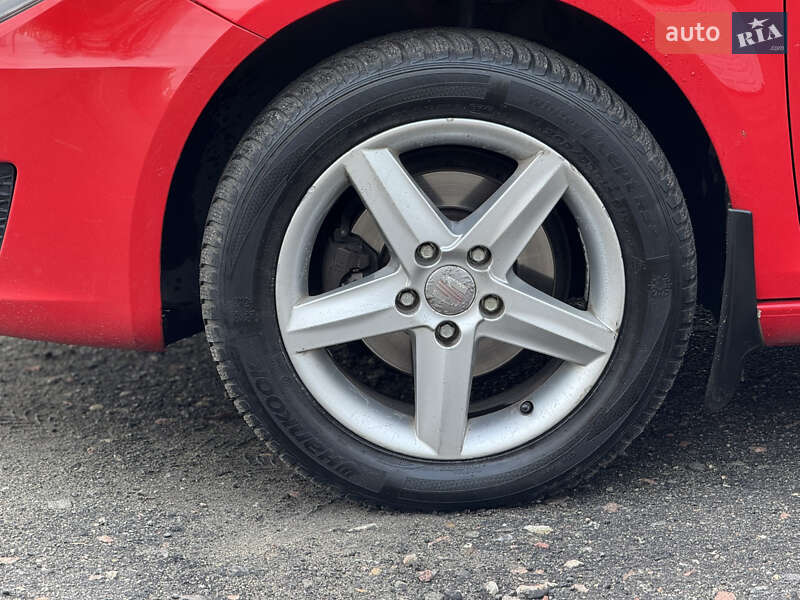 Хетчбек SEAT Leon 2011 в Києві фото 8 Хетчбек SEAT Leon 2011 в Києві