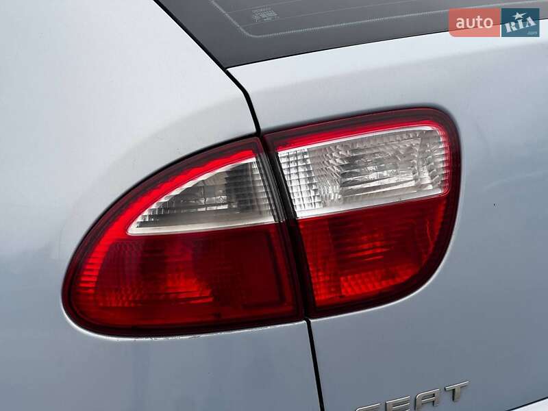 Хэтчбек SEAT Leon 2004 в Ахтырке фото 15 Хэтчбек SEAT Leon 2004 в Ахтырке