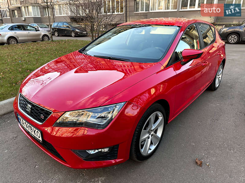 Хэтчбек SEAT Leon 2013 в Киеве фото Хэтчбек SEAT Leon 2013 в Киеве