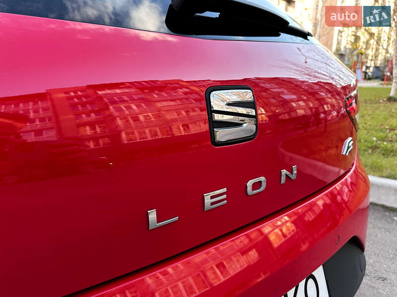 Хэтчбек SEAT Leon 2013 в Киеве фото 30 Хэтчбек SEAT Leon 2013 в Киеве