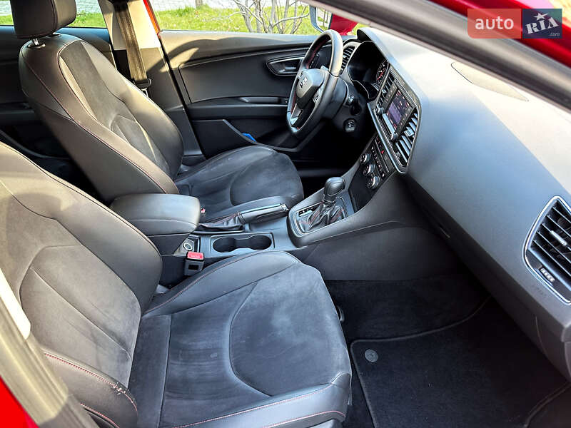 Хэтчбек SEAT Leon 2013 в Киеве фото 51 Хэтчбек SEAT Leon 2013 в Киеве