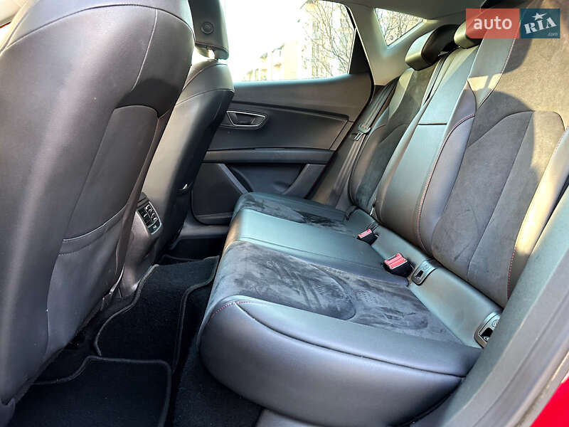 Хэтчбек SEAT Leon 2013 в Киеве фото 66 Хэтчбек SEAT Leon 2013 в Киеве