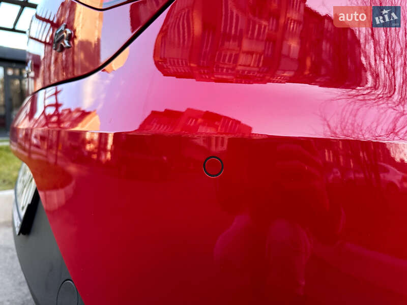 Хэтчбек SEAT Leon 2013 в Киеве фото 60 Хэтчбек SEAT Leon 2013 в Киеве