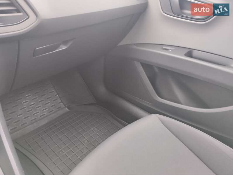 Хетчбек SEAT Leon 2019 в Рівному фото 18 Хетчбек SEAT Leon 2019 в Рівному