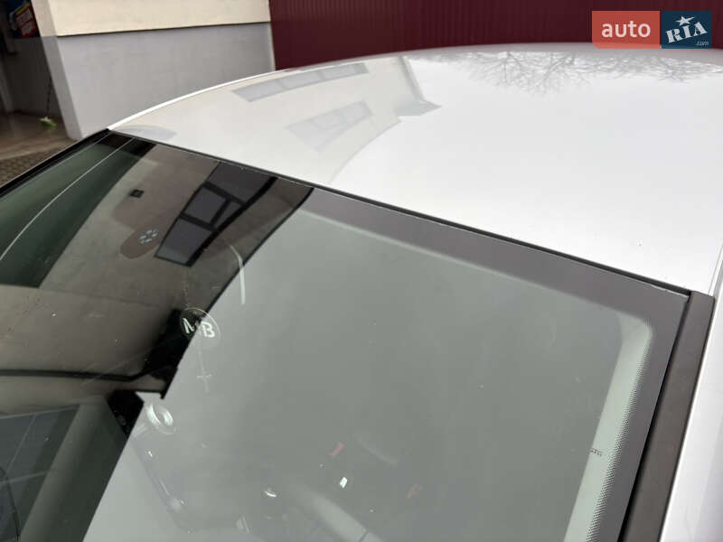 Хетчбек SEAT Leon 2013 в Бурштині