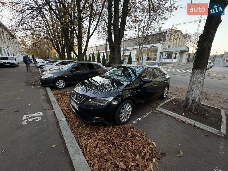 Універсал SEAT Leon 2014 в Одесі