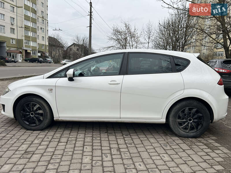 Хетчбек SEAT Leon 2009 в Івано-Франківську