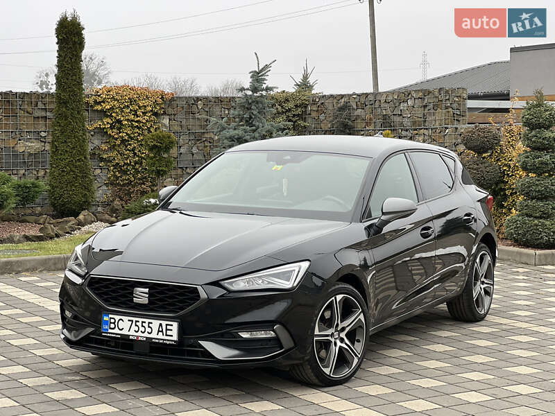 Хетчбек SEAT Leon 2020 в Стрию фото Хетчбек SEAT Leon 2020 в Стрию
