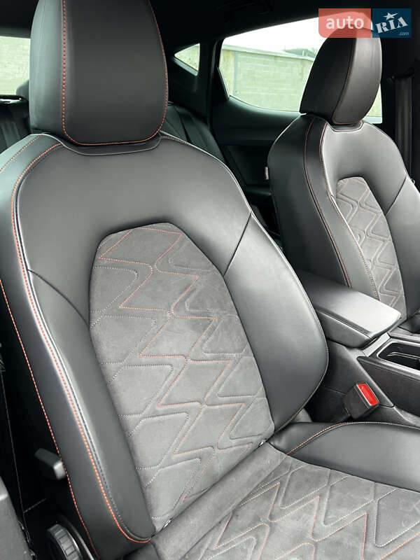 Хетчбек SEAT Leon 2020 в Стрию фото 44 Хетчбек SEAT Leon 2020 в Стрию