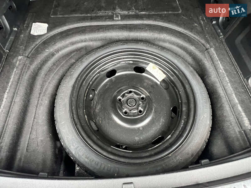 Універсал SEAT Leon 2016 в Дрогобичі