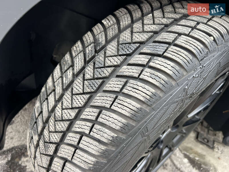 Універсал SEAT Leon 2016 в Дрогобичі