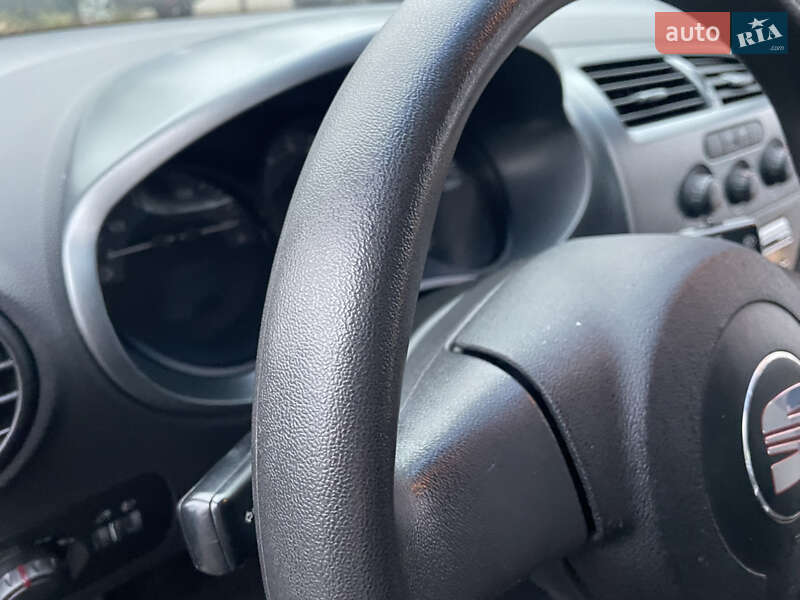 Хэтчбек SEAT Leon 2006 в Луцке фото 22 Хэтчбек SEAT Leon 2006 в Луцке