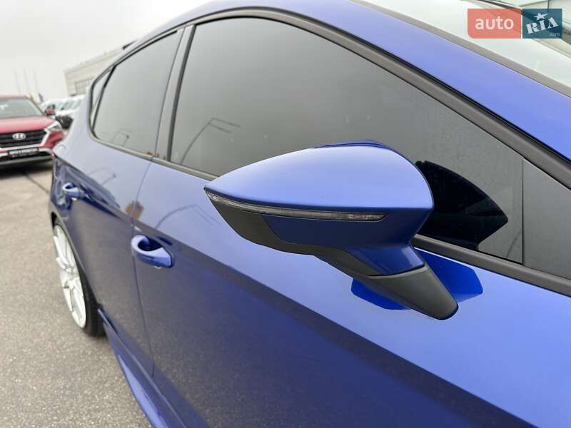Хэтчбек SEAT Leon 2018 в Киеве фото 14 Хэтчбек SEAT Leon 2018 в Киеве