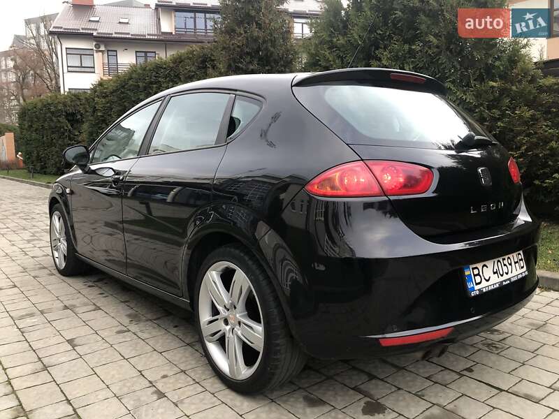 Хетчбек SEAT Leon 2010 в Львові