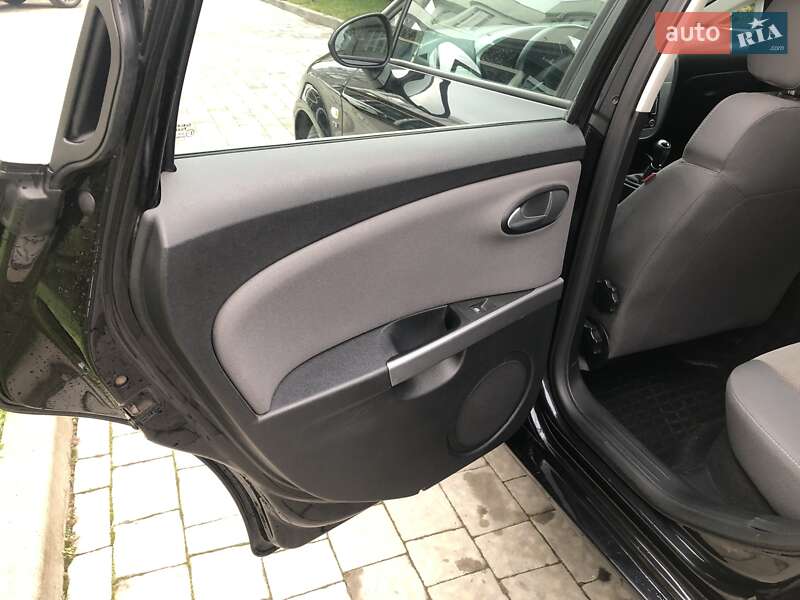 Хетчбек SEAT Leon 2010 в Львові