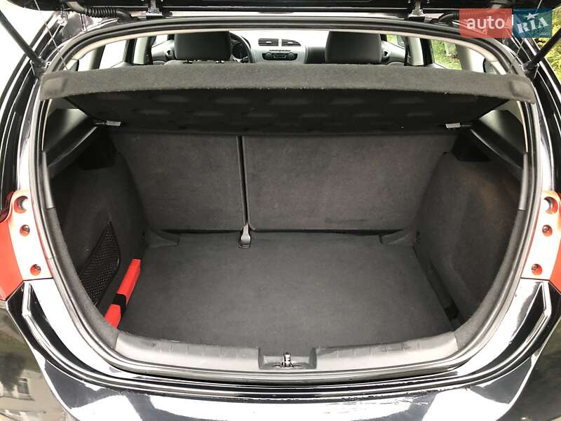 Хетчбек SEAT Leon 2010 в Львові